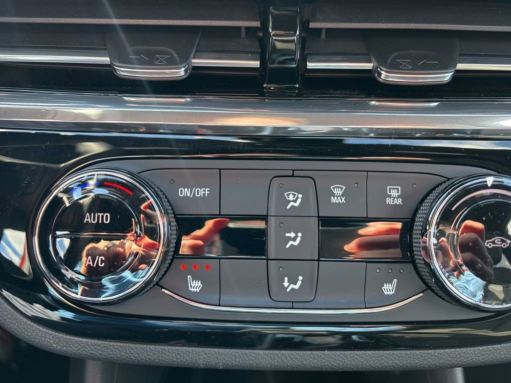 New 2026 Buick Envista Sport Touring w/ Convenience I Package FWD image 18