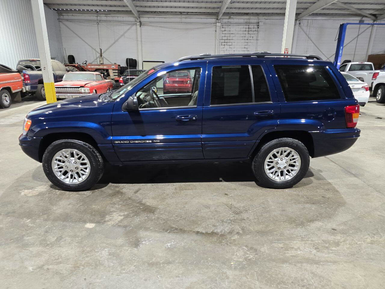 Used 2002 Jeep Grand Cherokee Limited image 4