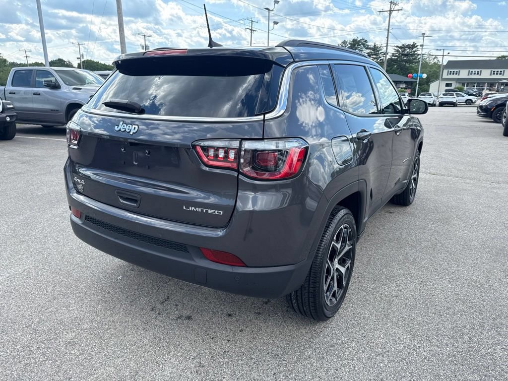 Certified 2024 Jeep Compass Limited AWD/4WD image 5