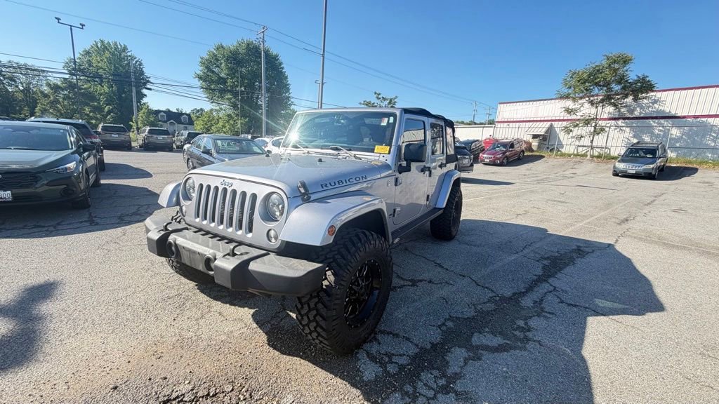 Used 2014 Jeep Wrangler Unlimited Rubicon w/ Dual Top Group AWD/4WD image 21