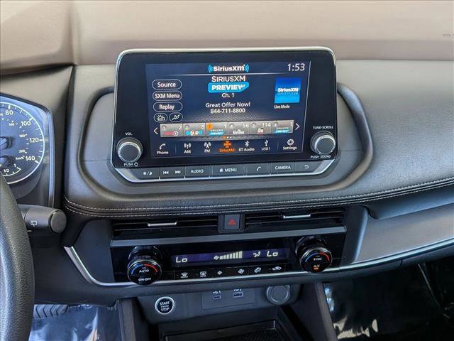 Used 2023 Nissan Rogue SV FWD image 12