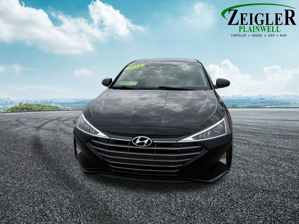 Used 2019 Hyundai Elantra SE FWD image 9