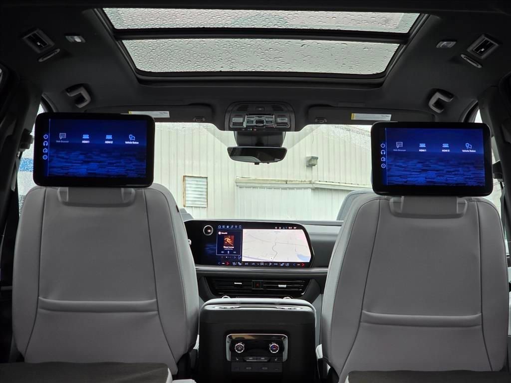 New 2026 Chevrolet Suburban Premier AWD/4WD image 12