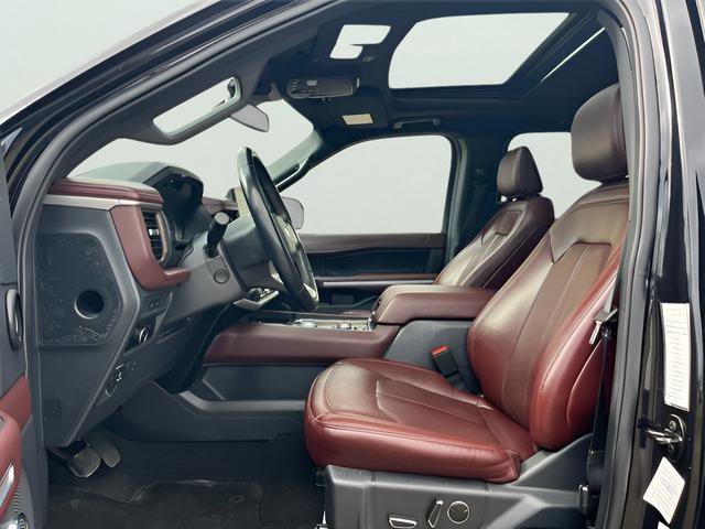 Used 2024 Ford Expedition Limited AWD/4WD image 17