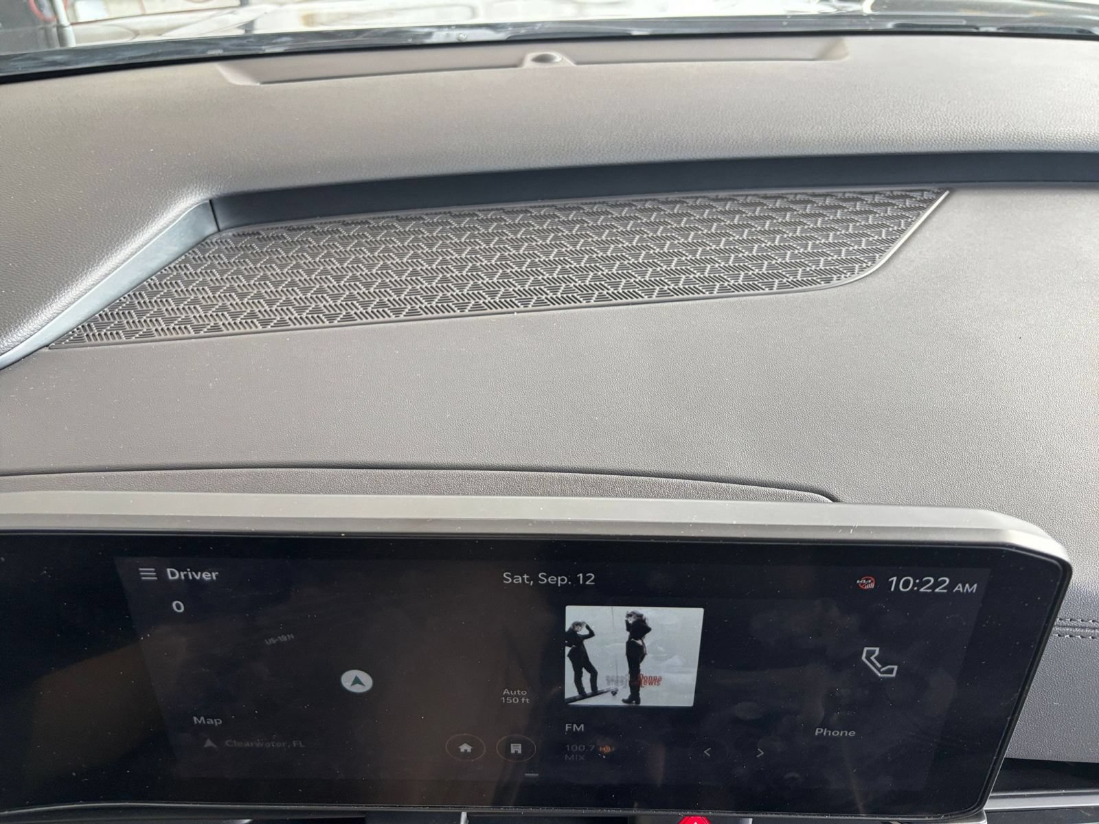 Used 2026 Kia Carnival FWD image 16