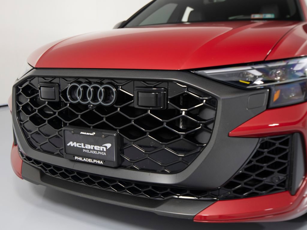 Used 2025 Audi RS Q8 performance image 36
