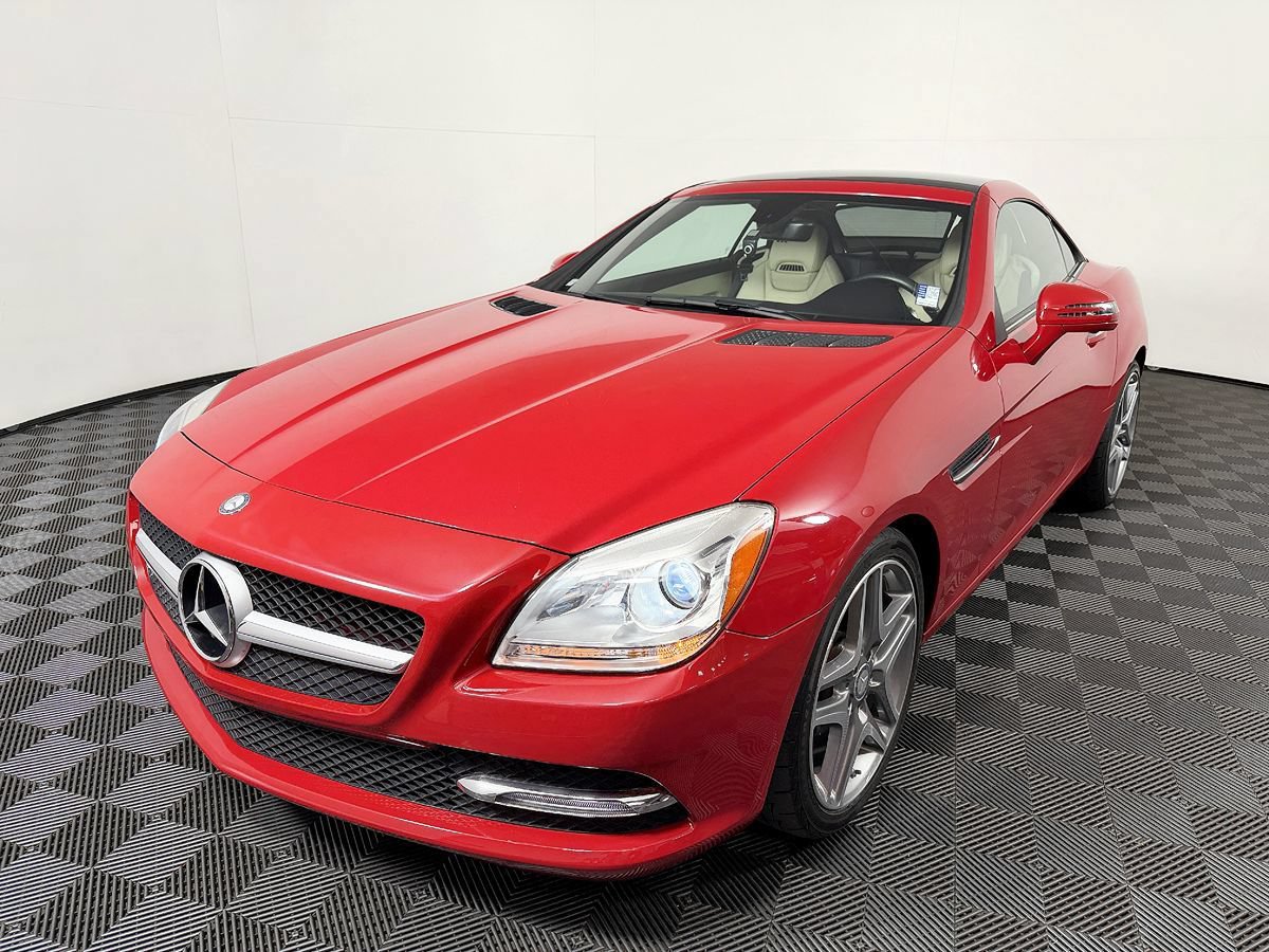 Used 2015 Mercedes-Benz SLK 250 image 3