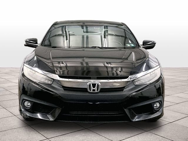 Used 2017 Honda Civic Touring image 3