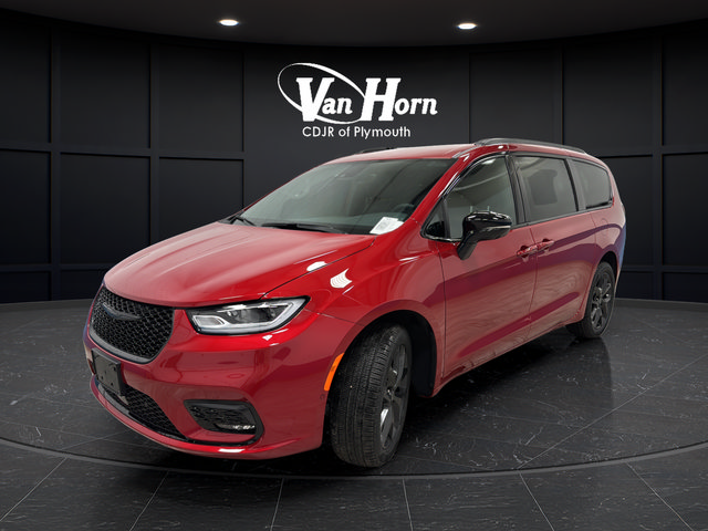 New 2026 Chrysler Pacifica Select AWD/4WD image 7