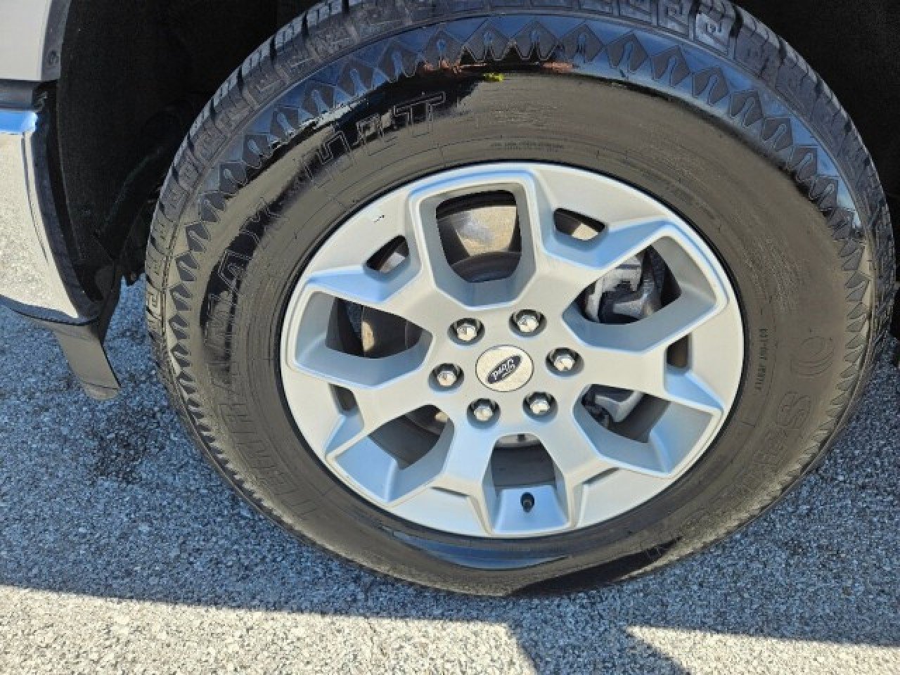 Used 2023 Ford F150 XLT image 9