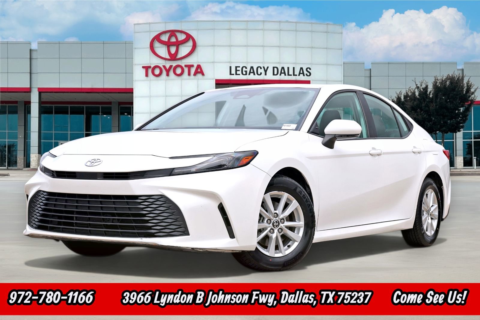 Used 2025 Toyota Camry LE FWD image 1