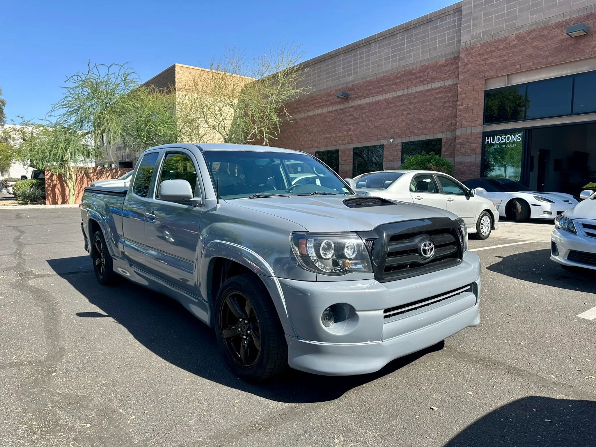 Used 2005 Toyota Tacoma X-Runner RWD image 3
