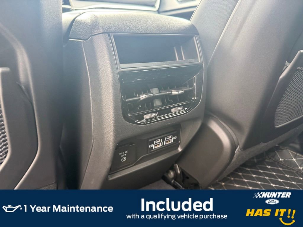 Used 2025 Jeep Grand Cherokee Altitude image 20