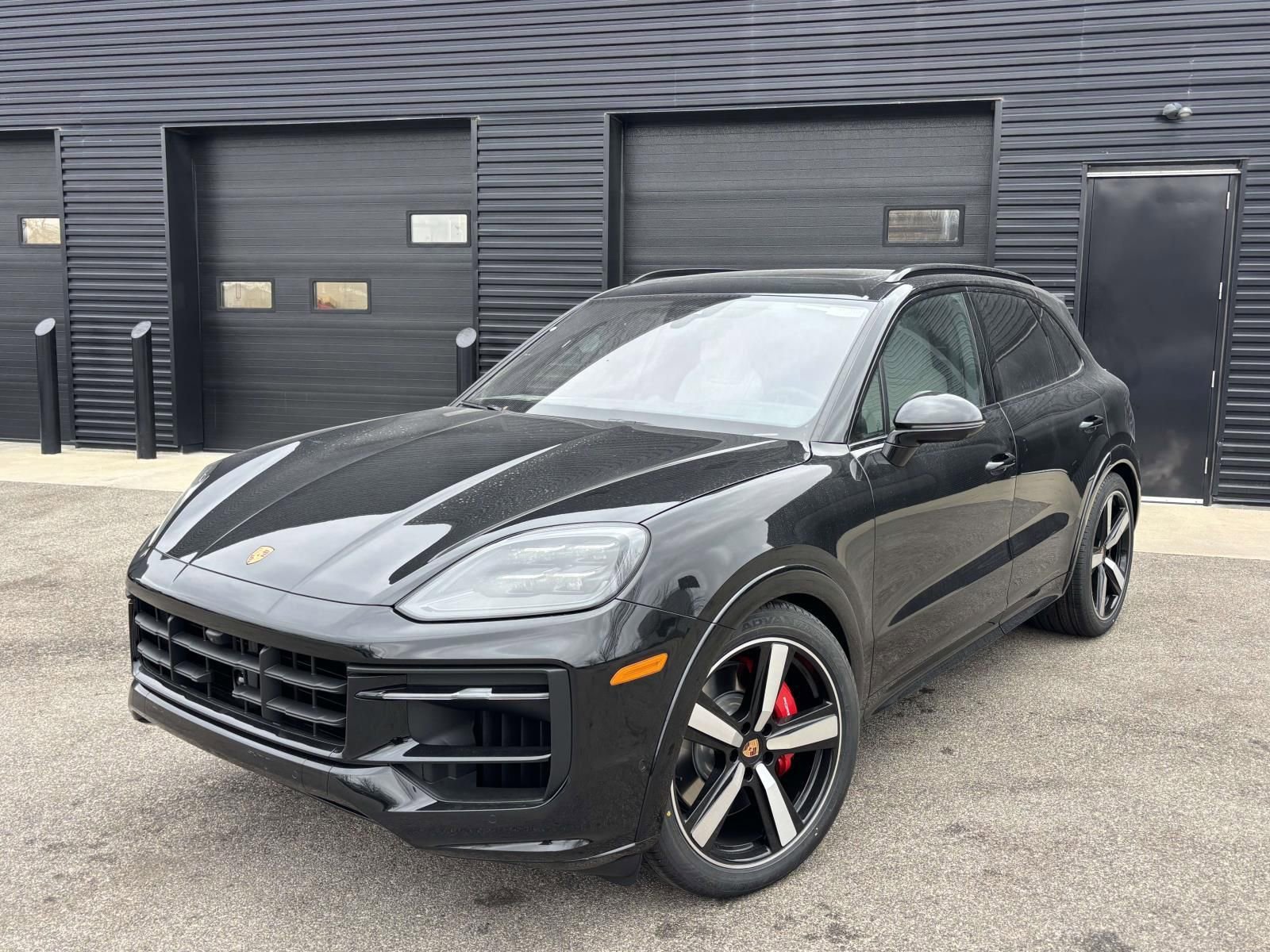 New 2026 Porsche Cayenne GTS AWD/4WD image 6