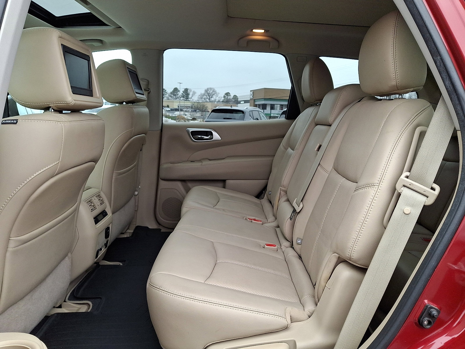 Used 2014 Nissan Pathfinder Platinum w/ Platinum Premium Package image 10