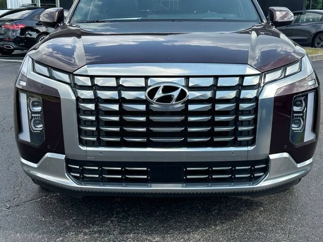 Used 2023 Hyundai Palisade Calligraphy FWD image 4