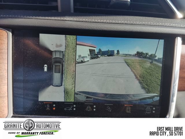 Used 2023 GMC Yukon Denali Ultimate AWD/4WD image 21