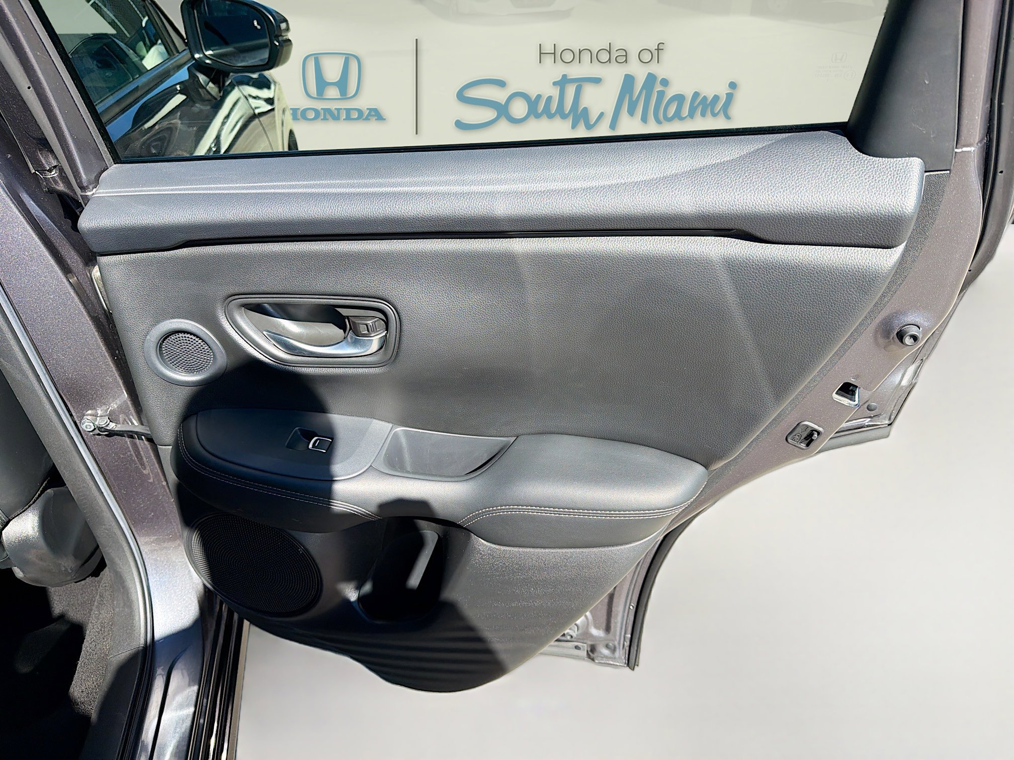 Used 2023 Honda HR-V EX-L image 29