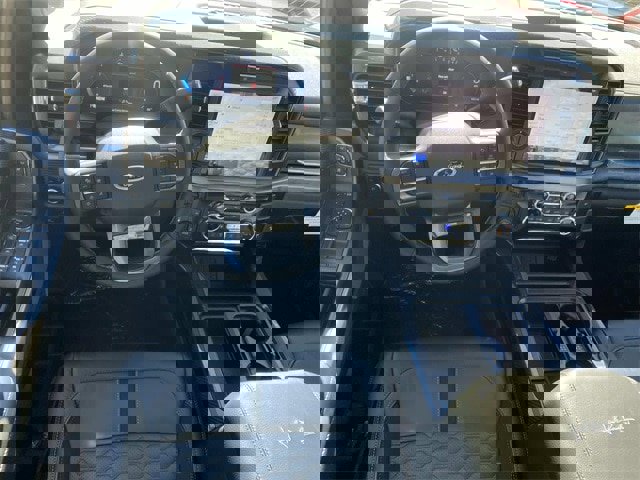 New 2026 Ford F250 Lariat w/ Black Appearance Package image 33