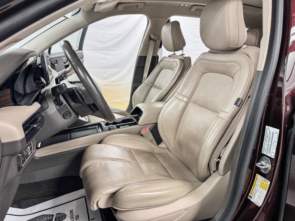 Used 2020 Lincoln Corsair Reserve w/ Equipment Group 202A AWD/4WD image 9