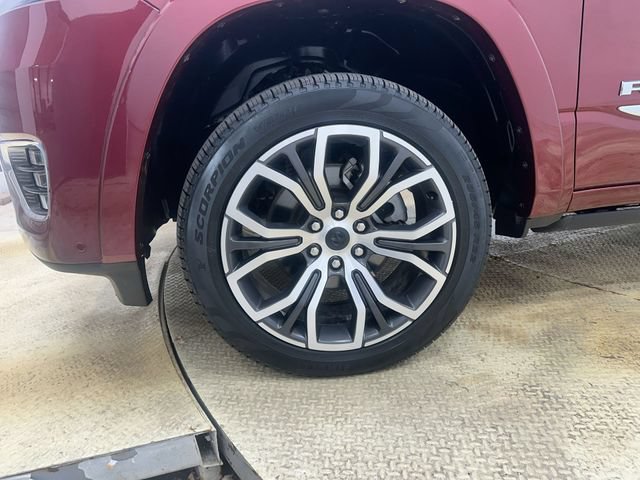 Used 2025 RAM 1500 Tungsten w/ Towing Technology Group AWD/4WD image 20