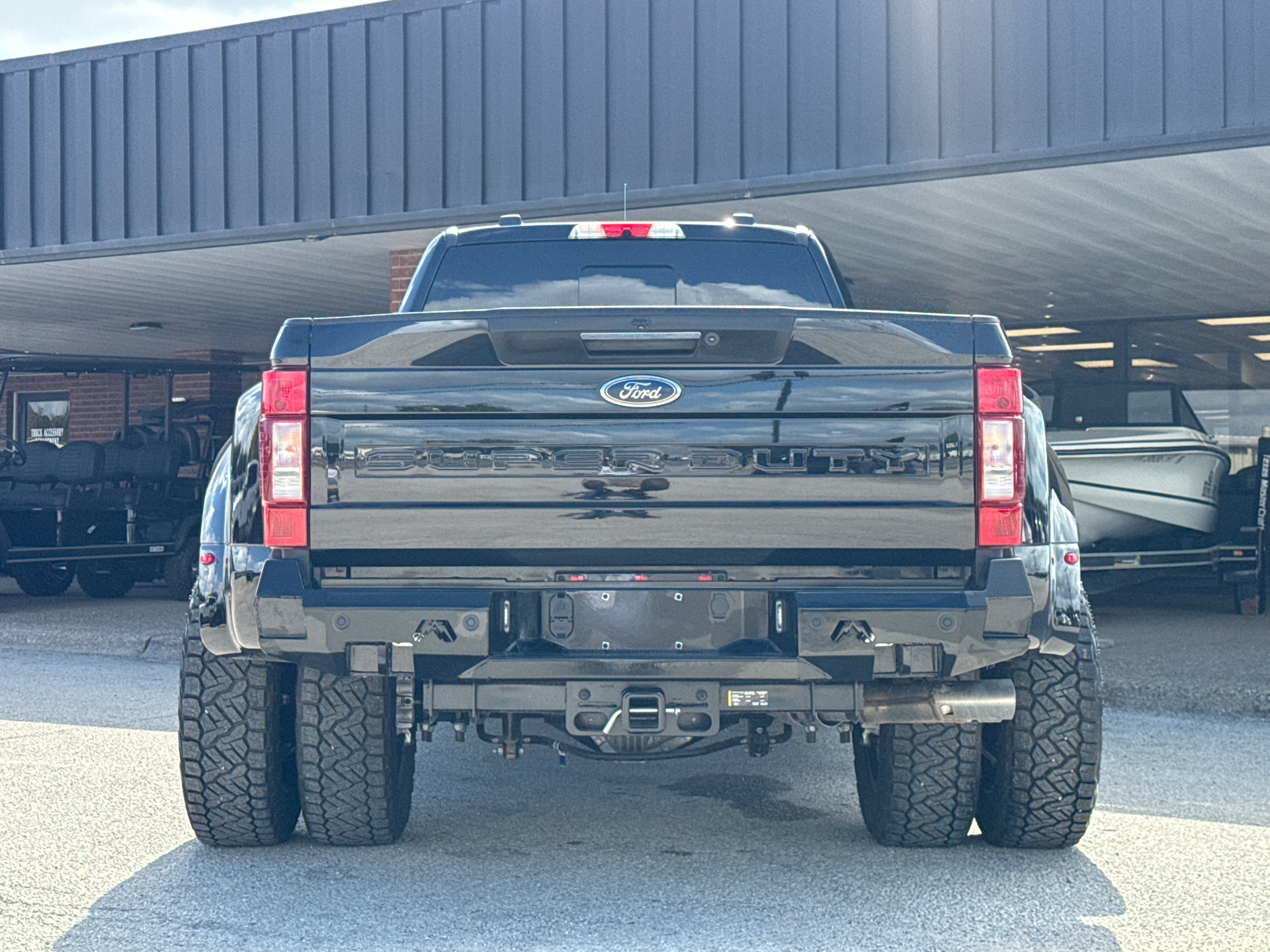Used 2022 Ford F350 Lariat w/ Lariat Ultimate Package AWD/4WD image 8