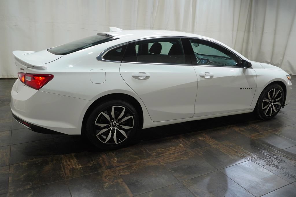 Used 2022 Chevrolet Malibu RS w/ LPO, Floor Liner Package image 3
