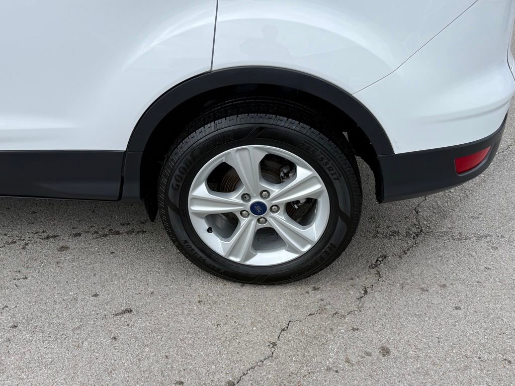 Used 2016 Ford Escape SE w/ Equipment Group 201A image 40