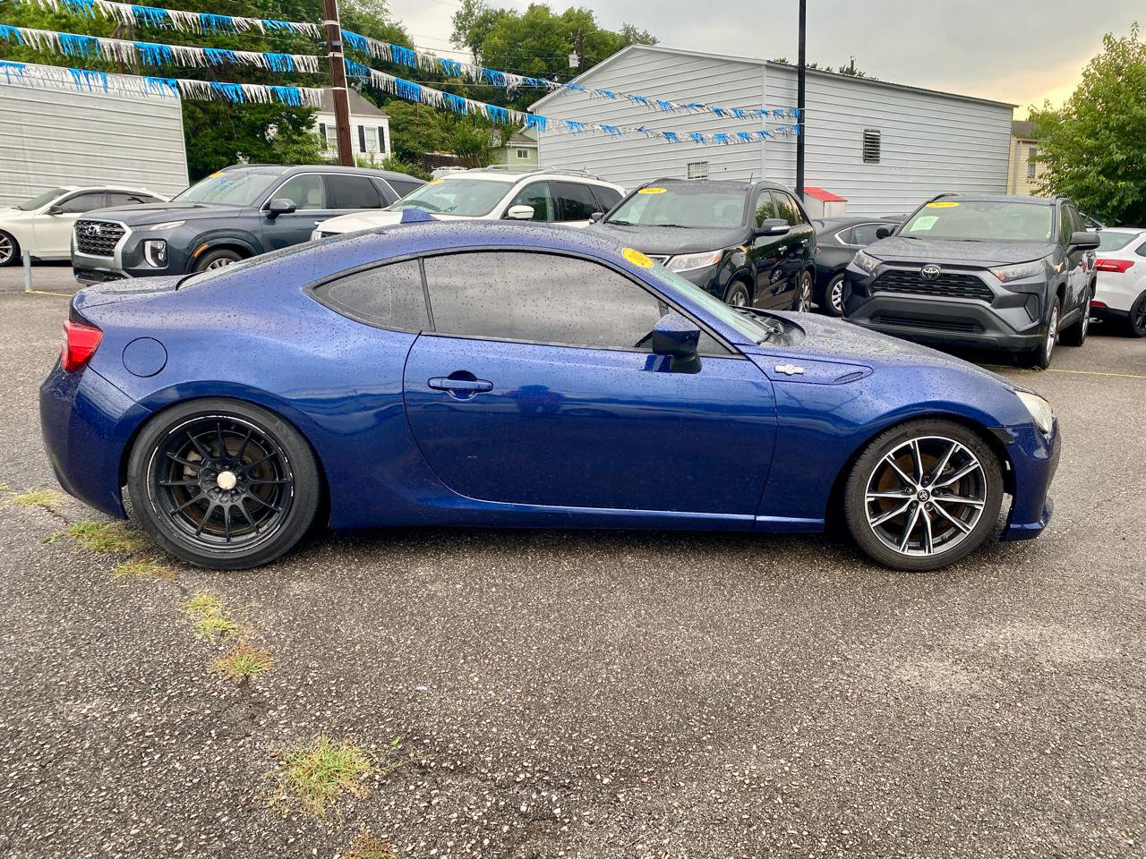 Used 2013 Scion FR-S RWD image 8