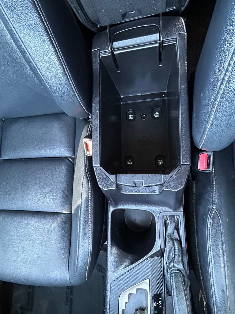 Used 2013 Toyota RAV4 Limited image 34