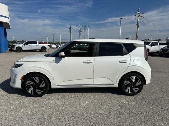 Used 2023 Kia Soul GT-Line video 2