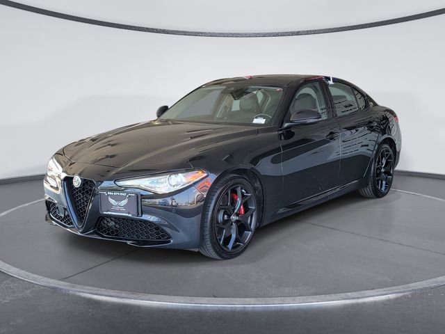 Used 2021 Alfa Romeo Giulia Ti w/ Nero Edizione image 3
