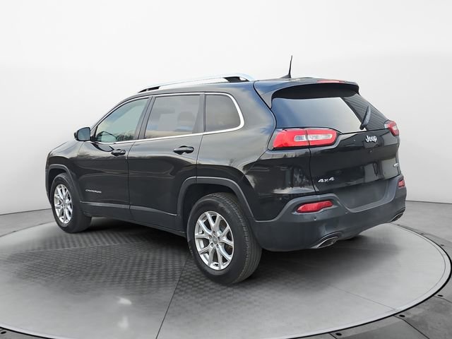 Used 2016 Jeep Cherokee Latitude w/ Safety/Convenience Group image 3