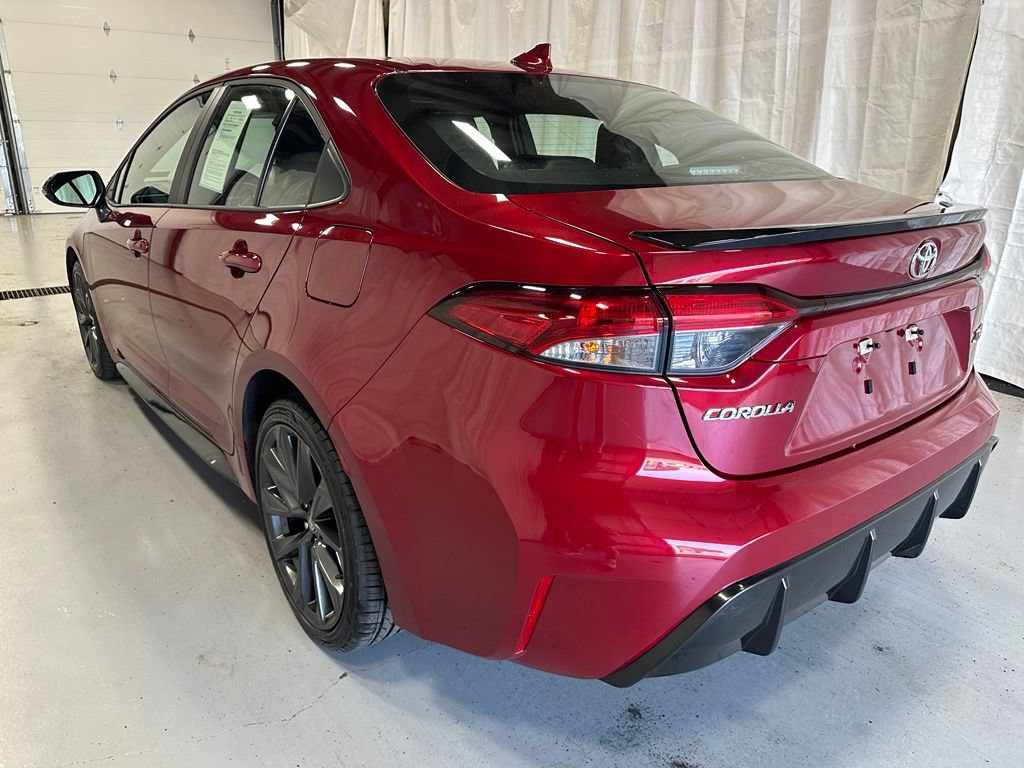 Used 2026 Toyota Corolla XSE FWD image 5
