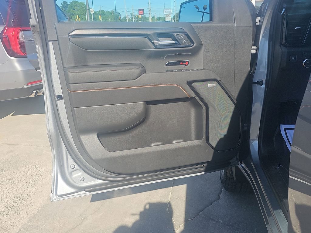 New 2026 GMC Sierra 1500 AT4 w/ Technology Package AWD/4WD image 10