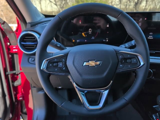 New 2026 Chevrolet Trax LT w/ Driver Confidence Package FWD image 14