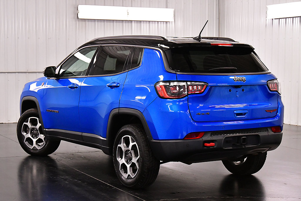 Used 2022 Jeep Compass Trailhawk w/ Trailhawk Convenience Group AWD/4WD image 5