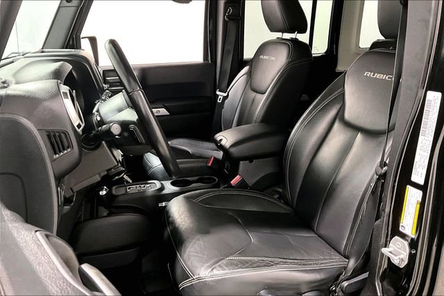 Used 2016 Jeep Wrangler Unlimited Rubicon w/ Connectivity Group image 22