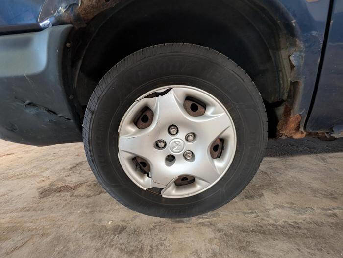 Used 2002 Dodge Caravan SE FWD image 16