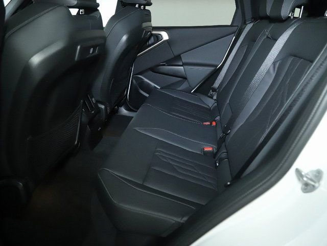 Used 2025 BMW X3 xDrive30i w/ Convenience Package image 15