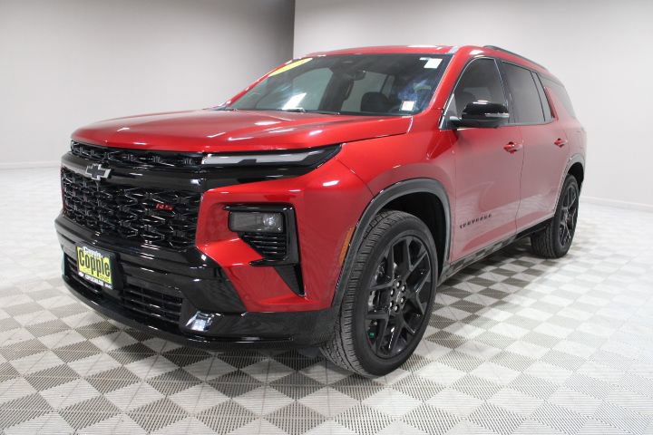Used 2024 Chevrolet Traverse RS image 8