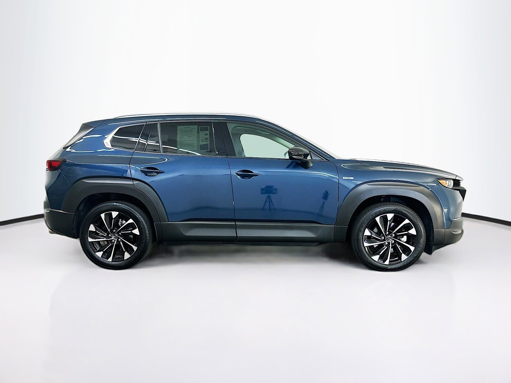 Used 2025 MAZDA CX-50 2.5 Hybrid w/ Premium Plus Pkg image 10