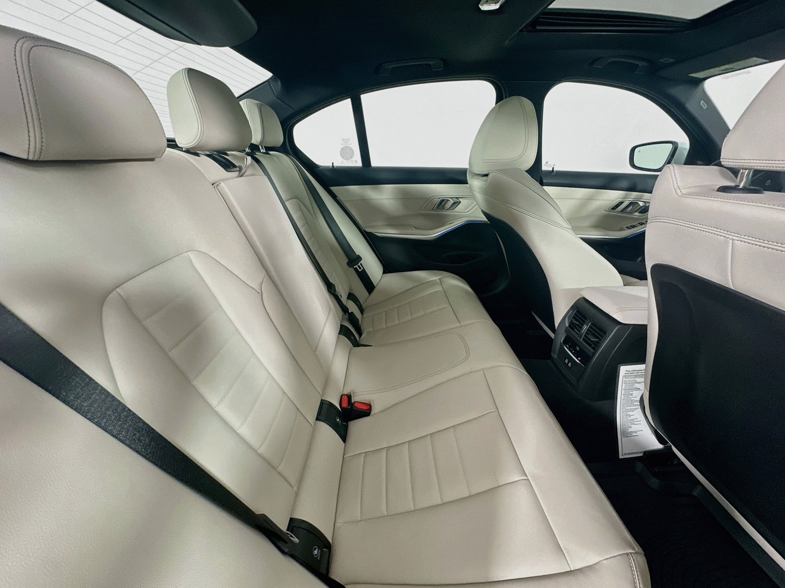 New 2026 BMW 330i xDrive Sedan AWD/4WD image 43