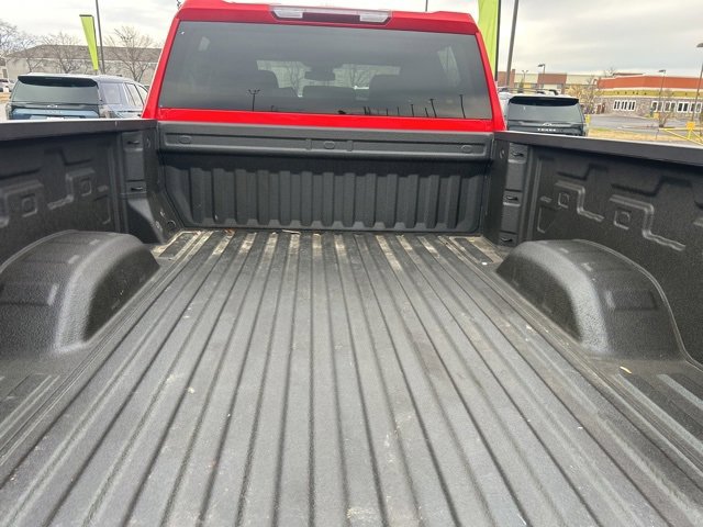 Used 2024 Chevrolet Silverado 2500 Custom w/ Custom Value Package image 30