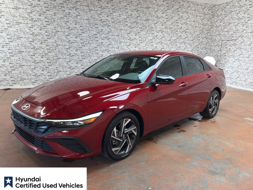 Used 2025 Hyundai Elantra Sport FWD image 3