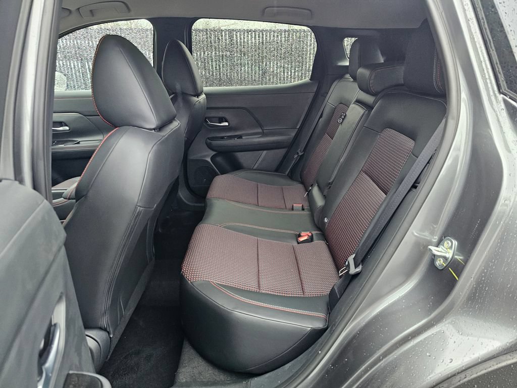 New 2026 Nissan Kicks SR w/ Cold Weather Package AWD/4WD image 20