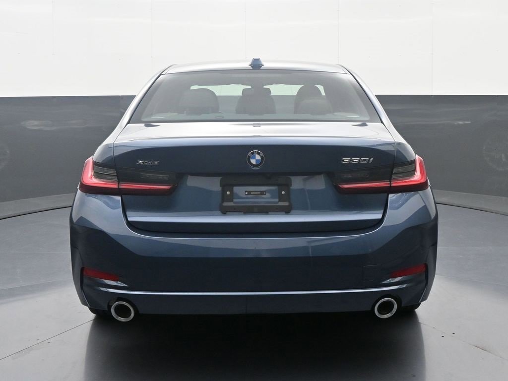 Used 2025 BMW 330i xDrive Sedan image 6