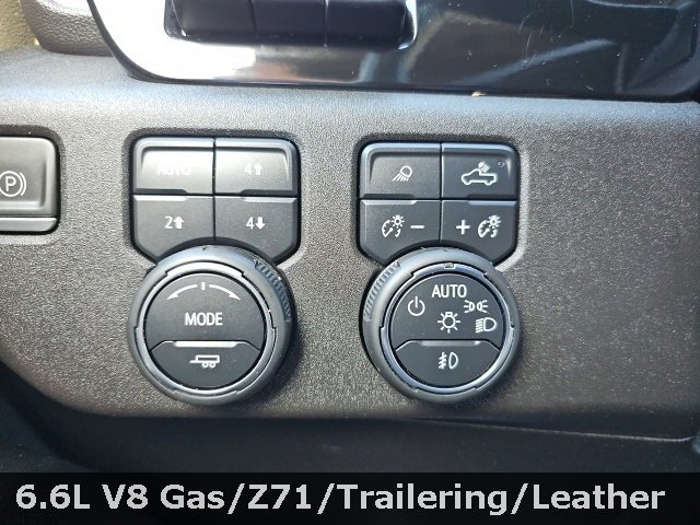 Used 2024 Chevrolet Silverado 3500 LTZ w/ LTZ Convenience Package image 19