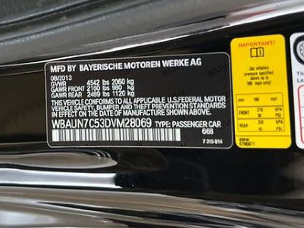 Used 2013 BMW 135i Convertible image 16