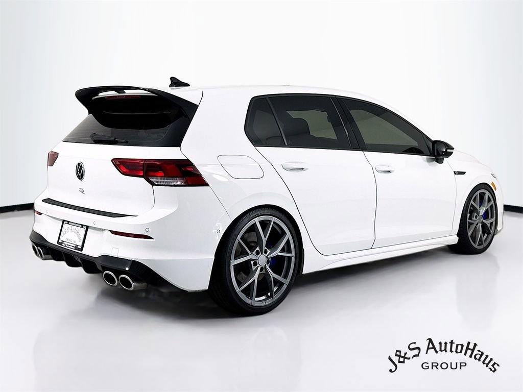Used 2022 Volkswagen Golf R image 7